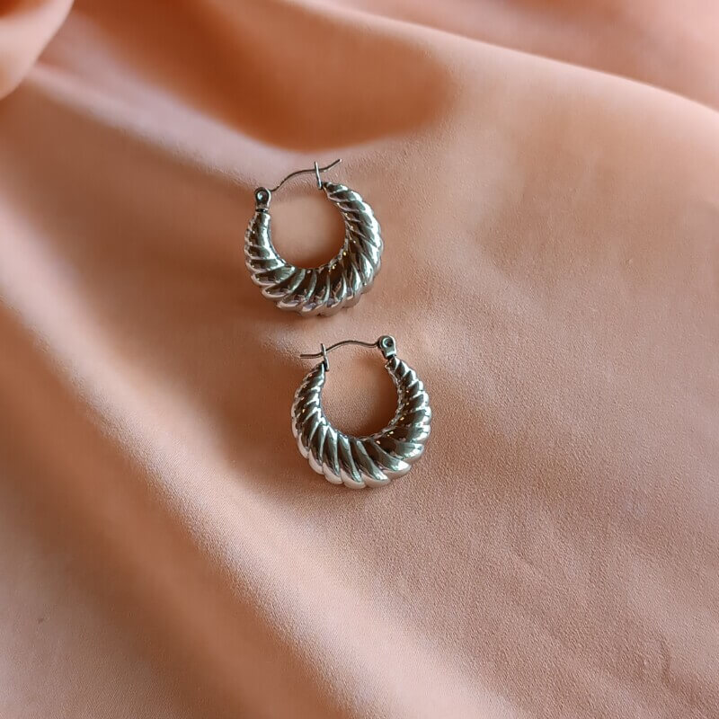 Wreath hoops